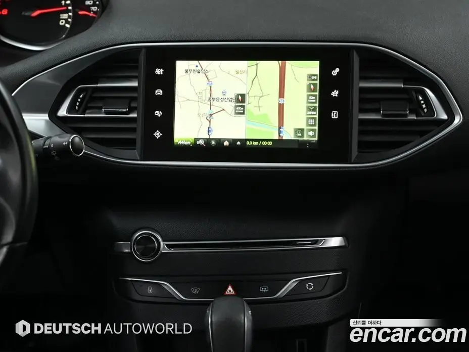 Peugeot 308 2015 1.6 автомат (гидро), фото 14 Peugeot 308 2015 1.6 автомат (гидро), фото 14