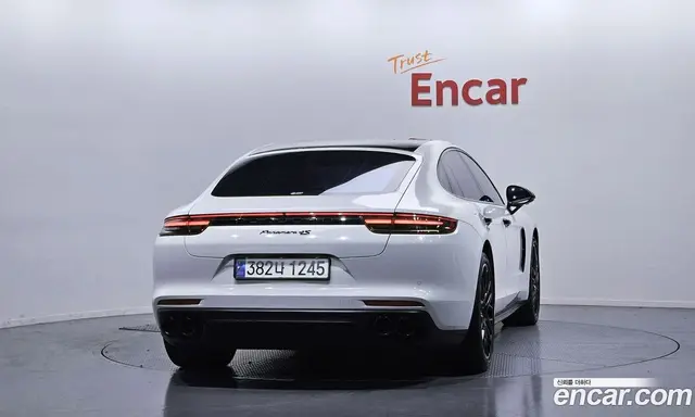 Porsche Panamera 2018 3.0 автомат (гидро), миниатюра 4