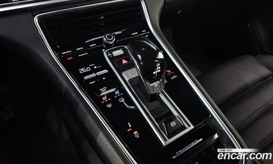 Porsche Panamera 2018 3.0 автомат (гидро), фото 9