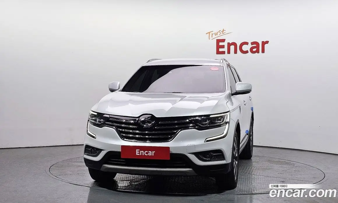 Renault (Samsung) QM6 2016 2.0 автомат (гидро), фото 3 Renault (Samsung) QM6 2016 2.0 автомат (гидро), фото 3