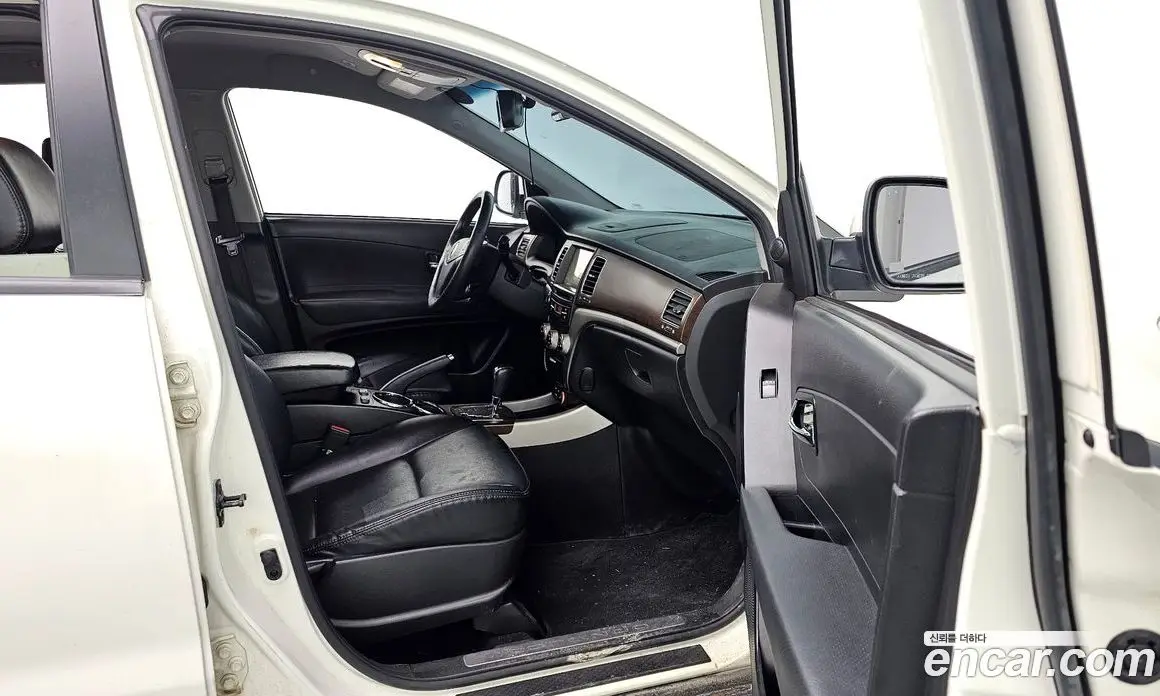 SsangYong Korando 2012 2.0 автомат (гидро), фото 11