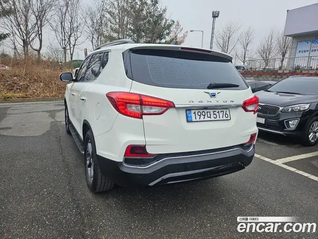 SsangYong Rexton 2017 2.2 автомат (гидро), миниатюра 4 SsangYong Rexton 2017 2.2 автомат (гидро), миниатюра 4