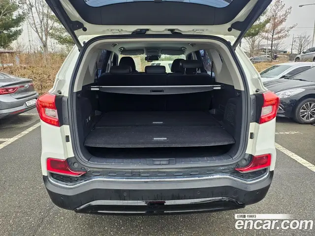 SsangYong Rexton 2017 2.2 автомат (гидро), миниатюра 5 SsangYong Rexton 2017 2.2 автомат (гидро), миниатюра 5
