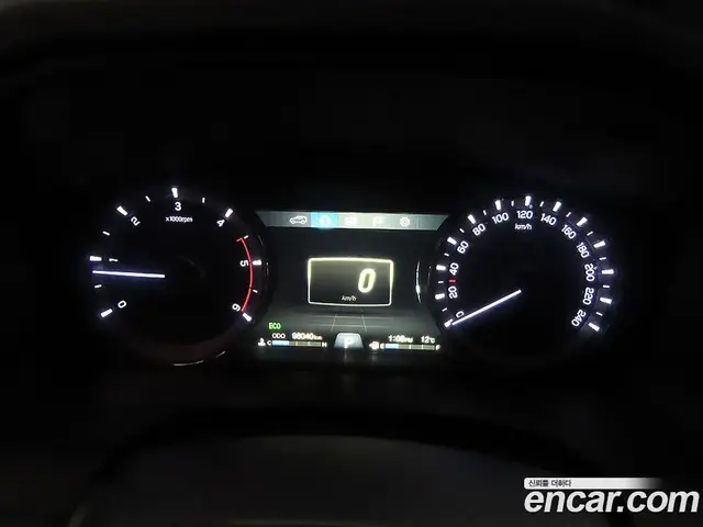 SsangYong Rexton 2018 2.2 автомат (гидро), миниатюра 9 SsangYong Rexton 2018 2.2 автомат (гидро), миниатюра 9