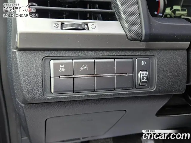 SsangYong Rexton 2019 2.2 автомат (гидро), миниатюра 11 SsangYong Rexton 2019 2.2 автомат (гидро), миниатюра 11