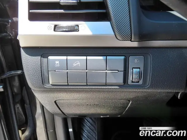 SsangYong Rexton 2019 2.2 автомат (гидро), миниатюра 12