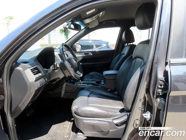 SsangYong Rexton 2019 2.2 автомат (гидро), миниатюра 5 SsangYong Rexton 2019 2.2 автомат (гидро), миниатюра 5
