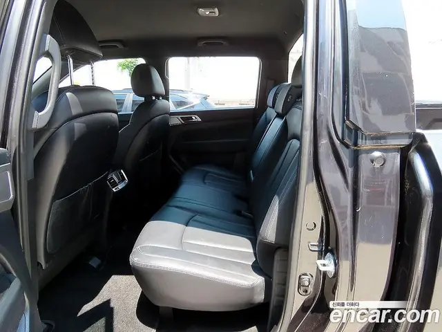 SsangYong Rexton 2019 2.2 автомат (гидро), миниатюра 6 SsangYong Rexton 2019 2.2 автомат (гидро), миниатюра 6