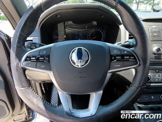SsangYong Rexton 2019 2.2 автомат (гидро), миниатюра 8 SsangYong Rexton 2019 2.2 автомат (гидро), миниатюра 8