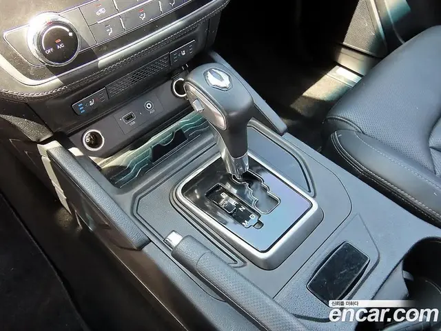 SsangYong Rexton 2019 2.2 автомат (гидро), миниатюра 10 SsangYong Rexton 2019 2.2 автомат (гидро), миниатюра 10