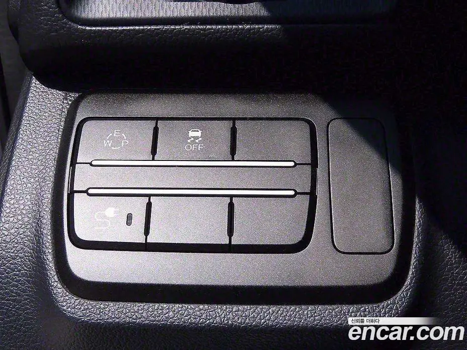 SsangYong TIBOLI 2016 1.6 автомат (гидро), фото 13