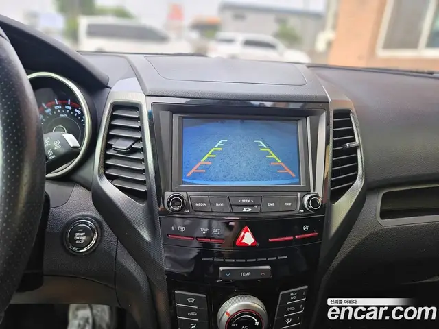 SsangYong TIBOLI 2017 1.6 автомат (гидро), миниатюра 8