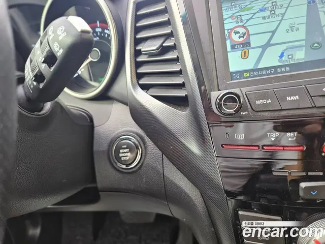 SsangYong TIBOLI 2017 1.6 автомат (гидро), миниатюра 10