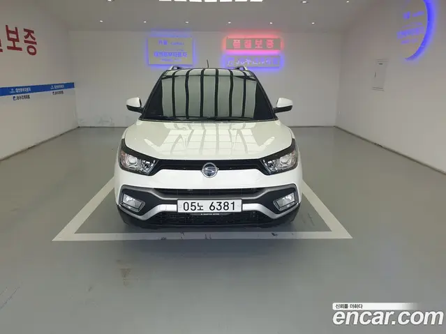 SsangYong TIBOLI 2017 1.6 автомат (гидро), миниатюра 1