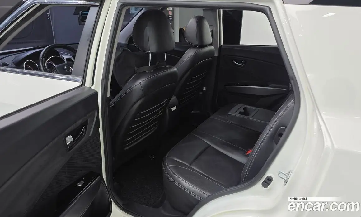 SsangYong TIBOLI 2018 1.6 автомат (гидро), фото 11