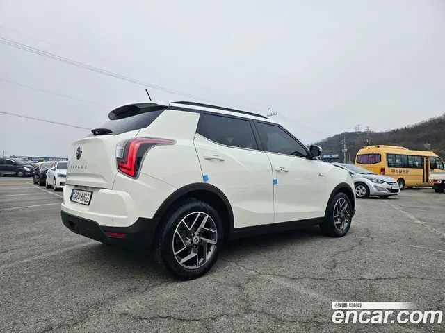 SsangYong TIBOLI 2022 1.5 автомат (гидро), миниатюра 2