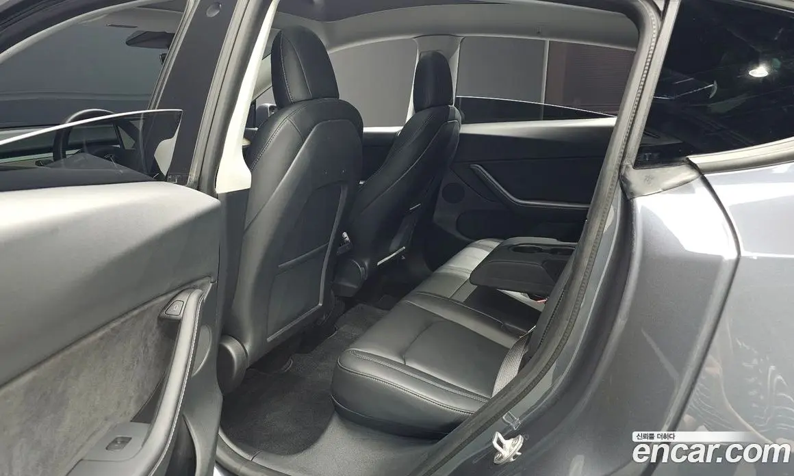 Tesla Model Y 2021 0.2 автомат (гидро), фото 12 Tesla Model Y 2021 0.2 автомат (гидро), фото 12