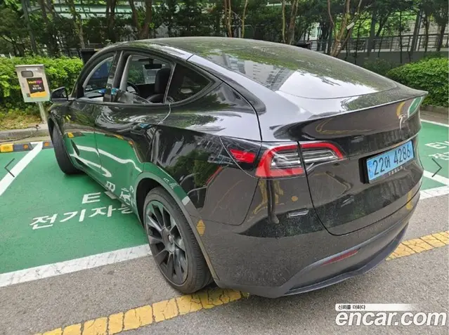 Tesla Model Y 2021 автомат (гидро), миниатюра 5 Tesla Model Y 2021 автомат (гидро), миниатюра 5