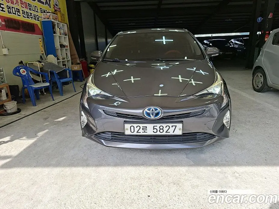 Toyota Prius 2018 1.8 автомат (гидро), фото 2 Toyota Prius 2018 1.8 автомат (гидро), фото 2