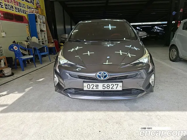 Toyota Prius 2018 1.8 автомат (гидро), миниатюра 2 Toyota Prius 2018 1.8 автомат (гидро), миниатюра 2