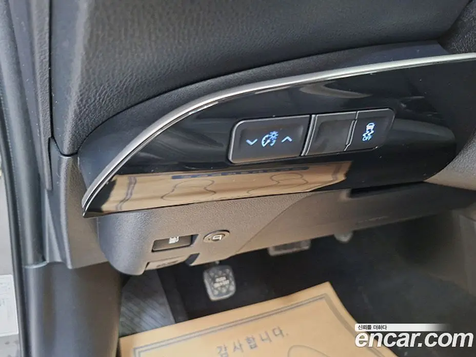 Toyota Prius 2018 1.8 автомат (гидро), фото 15 Toyota Prius 2018 1.8 автомат (гидро), фото 15