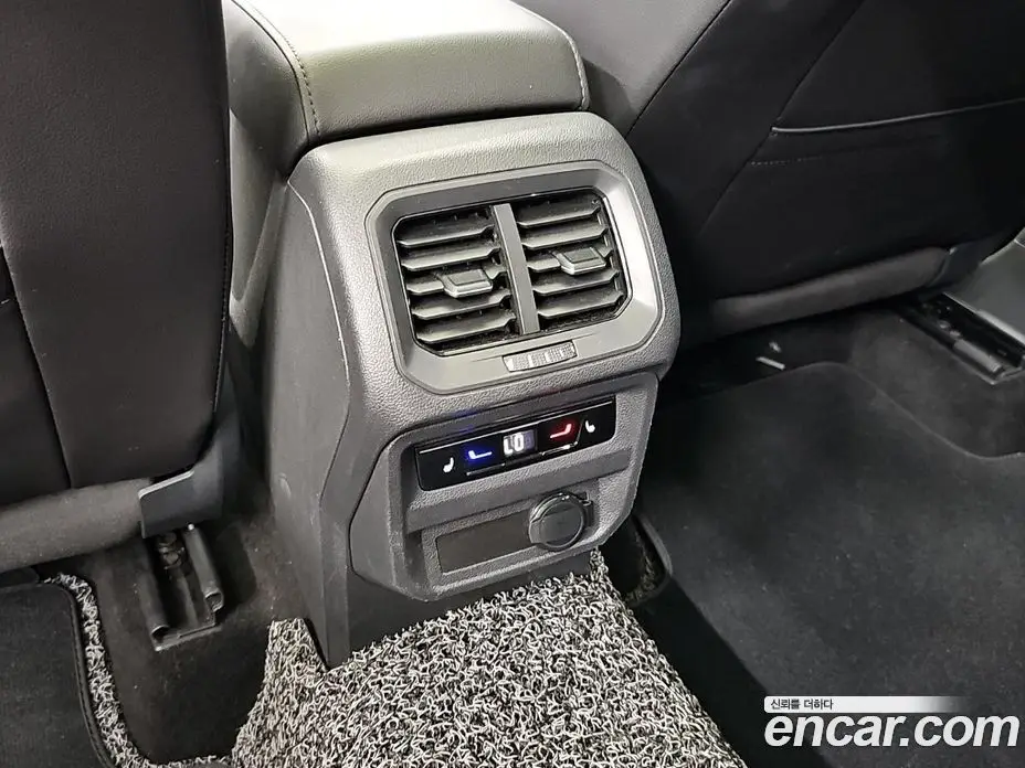 Volkswagen Tiguan 2022 2.0 автомат (гидро), фото 13 Volkswagen Tiguan 2022 2.0 автомат (гидро), фото 13