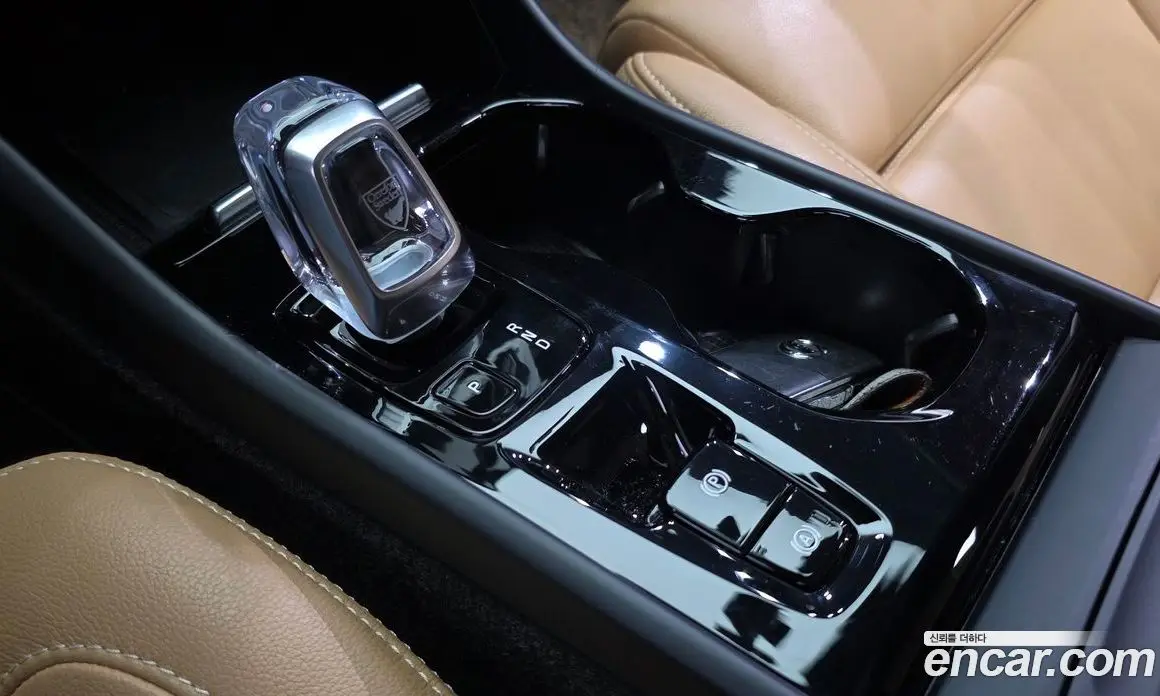 Volvo XC40 2021 2.0 автомат (гидро), фото 12 Volvo XC40 2021 2.0 автомат (гидро), фото 12