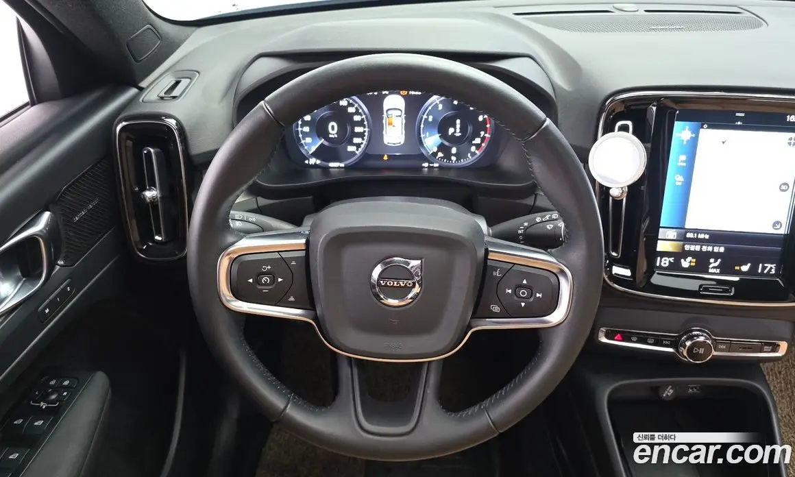 Volvo XC40 2021 2.0 автомат (гидро), фото 19 Volvo XC40 2021 2.0 автомат (гидро), фото 19