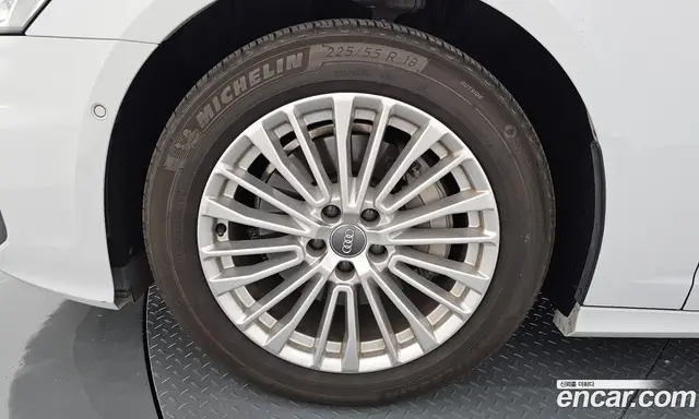 Audi A6 2021 2.0 автомат (гидро), миниатюра 5