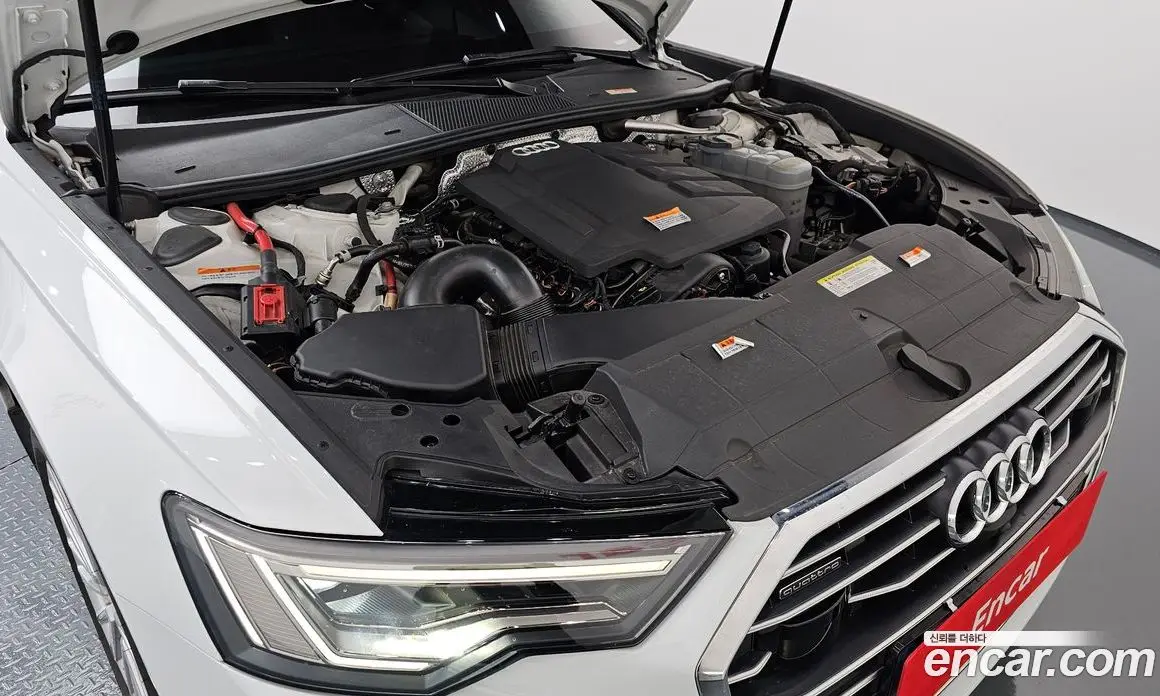 Audi A6 2021 2.0 автомат (гидро), фото 6