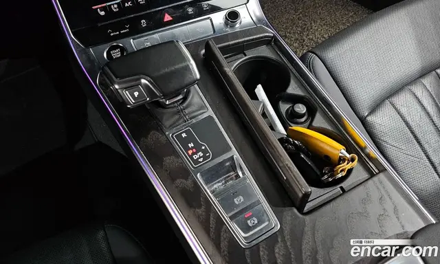 Audi A6 2021 2.0 автомат (гидро), миниатюра 9