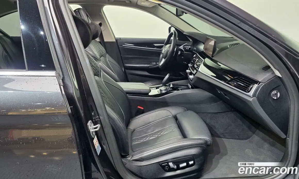 BMW 5 серия 2019 2.0 автомат (гидро), фото 17 BMW 5 серия 2019 2.0 автомат (гидро), фото 17