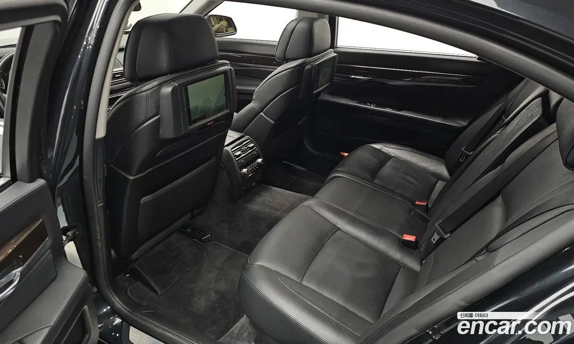 BMW 7 серия 2012 4.4 автомат (гидро), фото 12