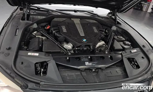 BMW 7 серия 2012 4.4 автомат (гидро), миниатюра 6