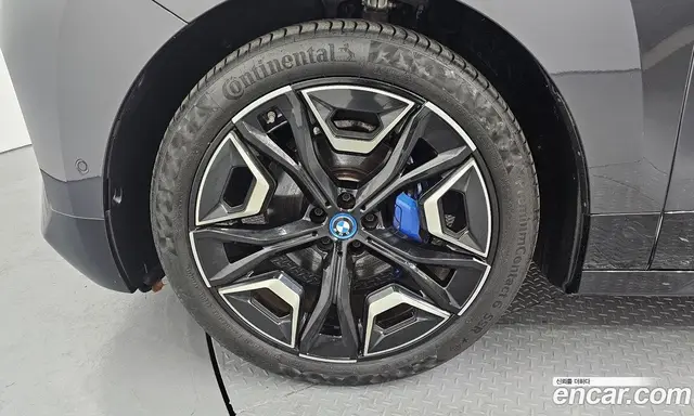 BMW iX 2021 0.2 автомат (гидро), миниатюра 5