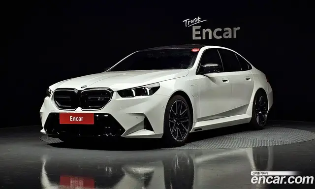 BMW M5, 2025, 5 370 км