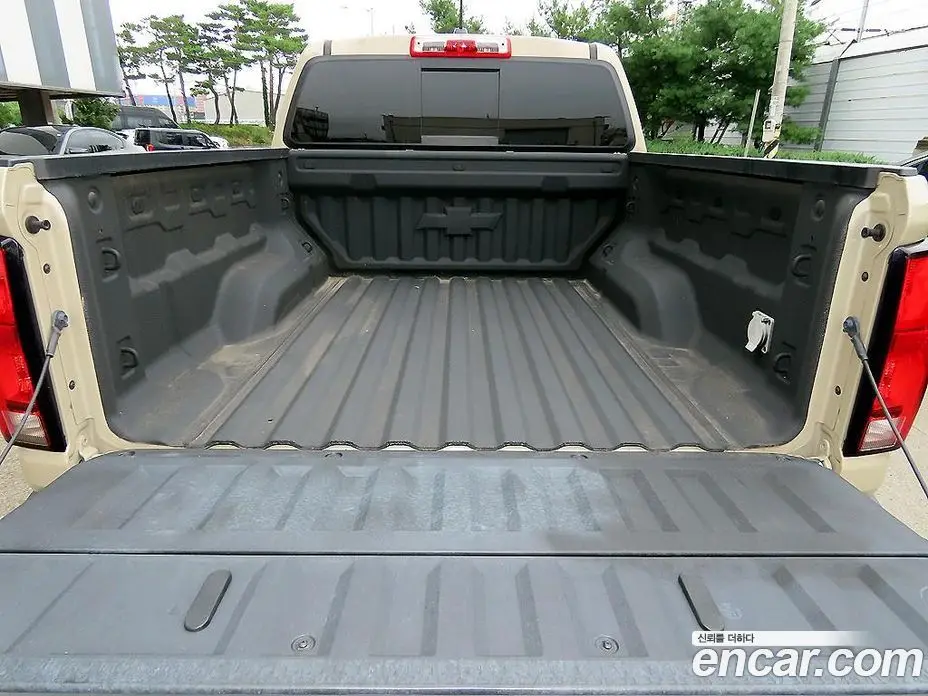 Chevrolet Colorado 2023 2.7 автомат (гидро), фото 18 Chevrolet Colorado 2023 2.7 автомат (гидро), фото 18