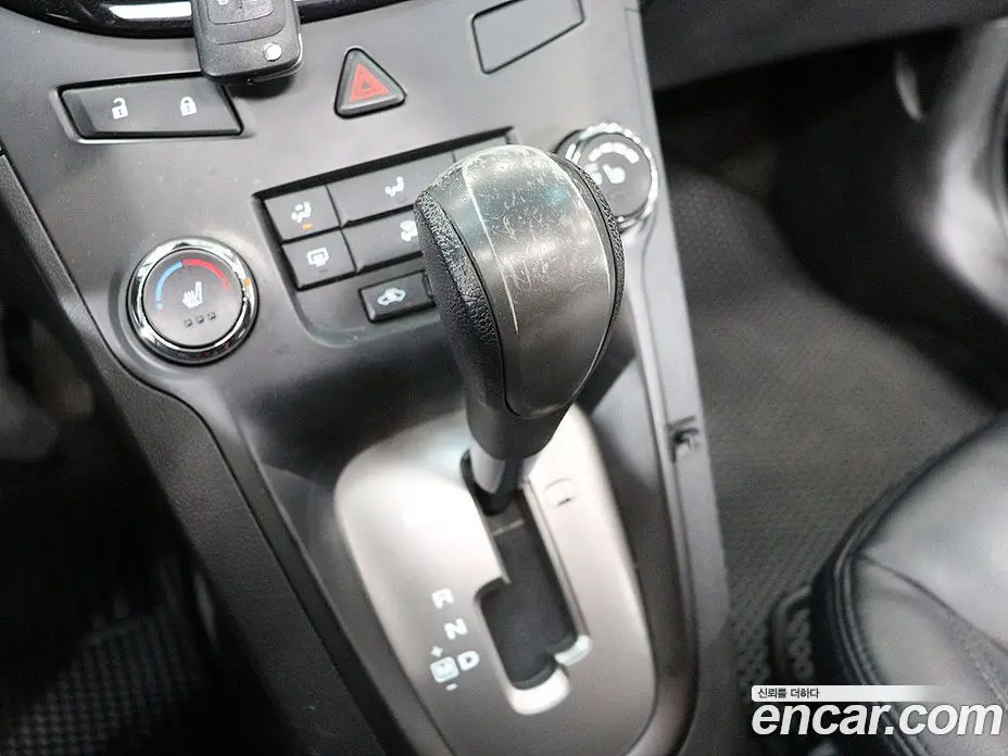 Chevrolet Orlando 2011 2.0 автомат (гидро), фото 8 Chevrolet Orlando 2011 2.0 автомат (гидро), фото 8
