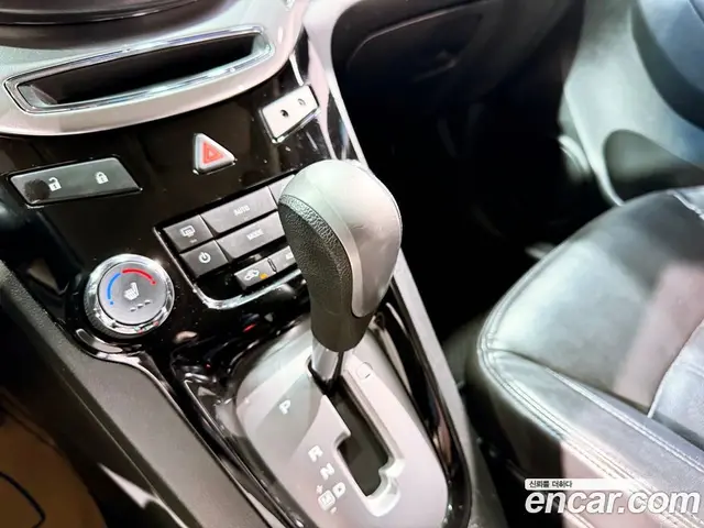 Chevrolet Orlando 2012 2.0 автомат (гидро), миниатюра 12
