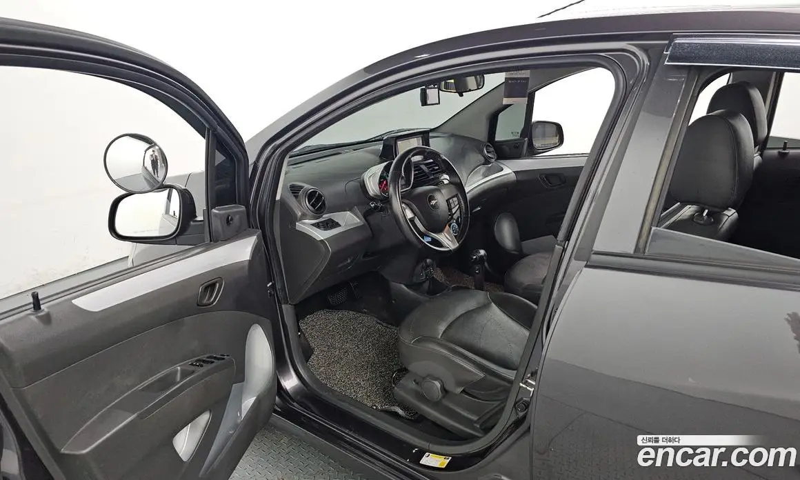 Chevrolet Spark 2014 1.0 автомат (гидро), фото 10