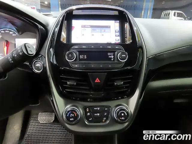 Chevrolet Spark 2019 1.0 автомат (гидро), миниатюра 11 Chevrolet Spark 2019 1.0 автомат (гидро), миниатюра 11