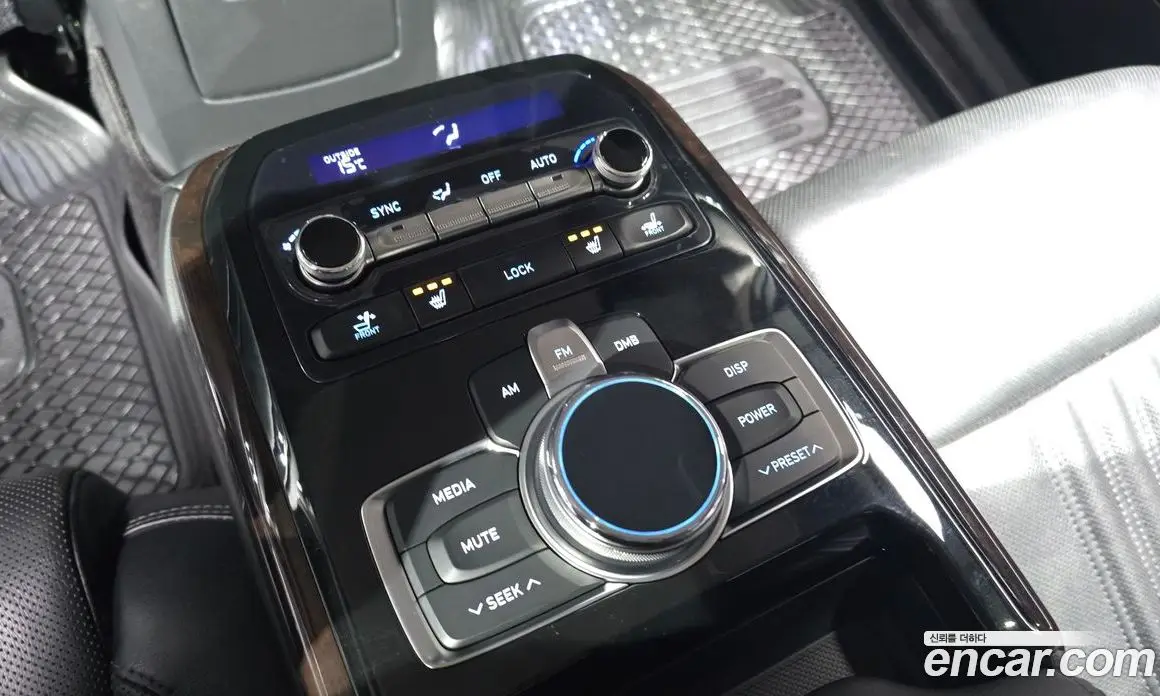 Genesis EQ900 2016 3.8 автомат (гидро), фото 19 Genesis EQ900 2016 3.8 автомат (гидро), фото 19