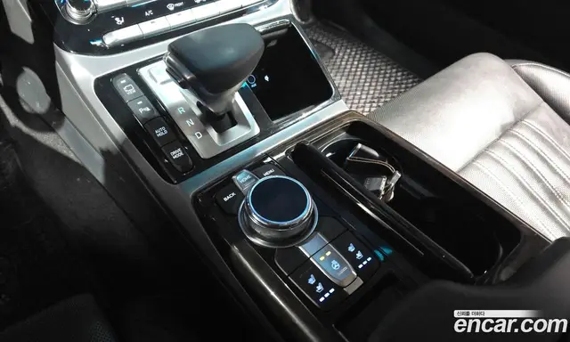 Genesis EQ900 2016 3.8 автомат (гидро), миниатюра 9 Genesis EQ900 2016 3.8 автомат (гидро), миниатюра 9