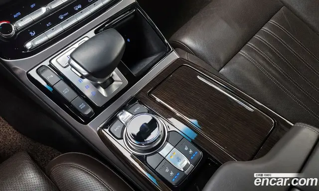 Genesis EQ900 2016 3.8 автомат (гидро), миниатюра 9 Genesis EQ900 2016 3.8 автомат (гидро), миниатюра 9