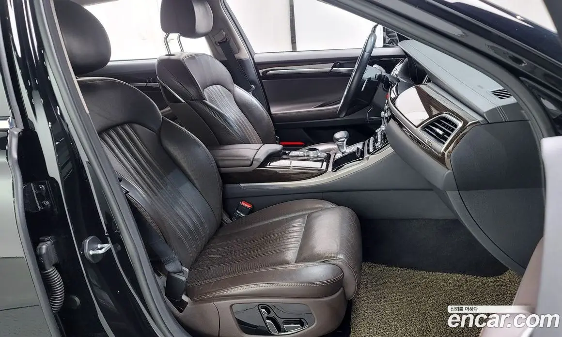 Genesis EQ900 2016 3.8 автомат (гидро), фото 10 Genesis EQ900 2016 3.8 автомат (гидро), фото 10