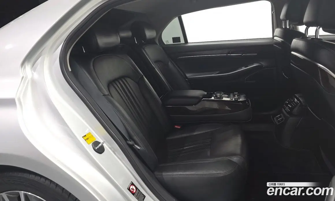 Genesis EQ900 2016 3.3 автомат (гидро), фото 11 Genesis EQ900 2016 3.3 автомат (гидро), фото 11