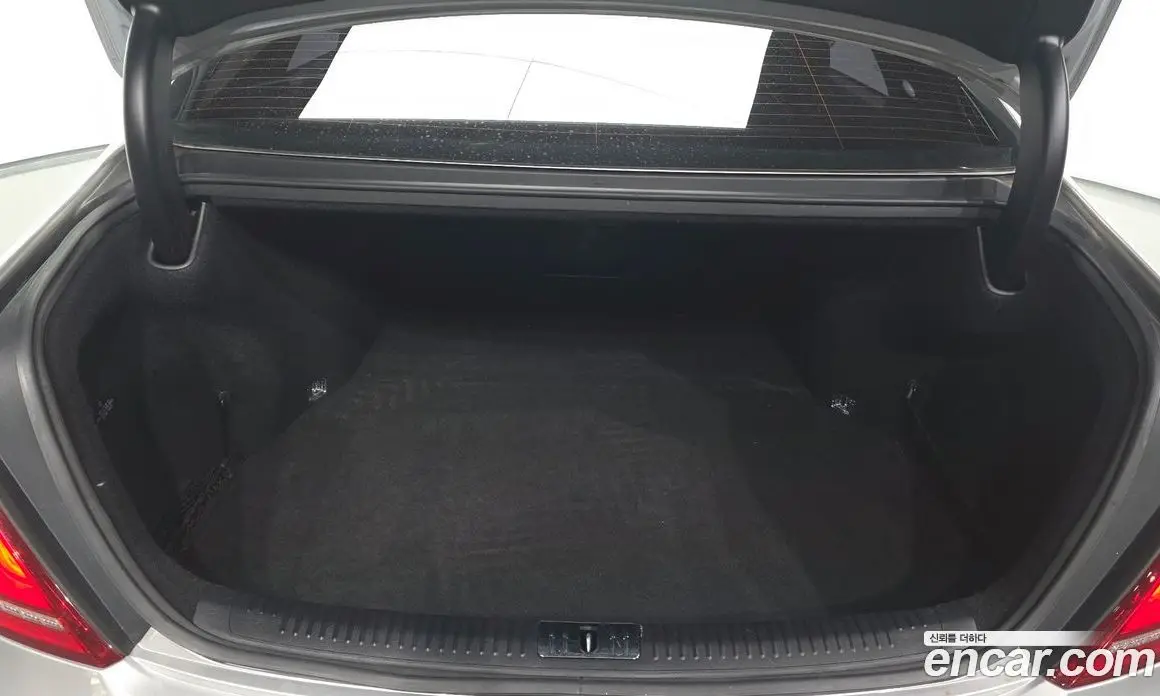 Genesis EQ900 2016 3.3 автомат (гидро), фото 20 Genesis EQ900 2016 3.3 автомат (гидро), фото 20