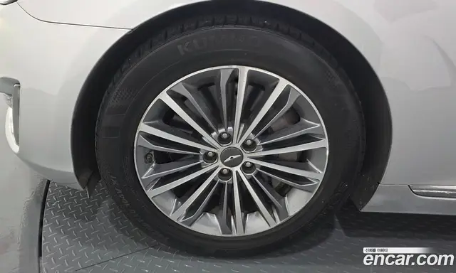Genesis EQ900 2016 3.3 автомат (гидро), миниатюра 5 Genesis EQ900 2016 3.3 автомат (гидро), миниатюра 5