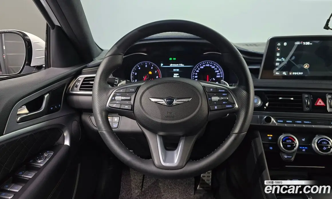 Genesis G70 2019 2.0 автомат (гидро), фото 18 Genesis G70 2019 2.0 автомат (гидро), фото 18