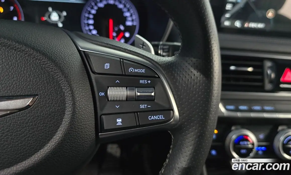 Genesis G70 2019 2.0 автомат (гидро), фото 24 Genesis G70 2019 2.0 автомат (гидро), фото 24